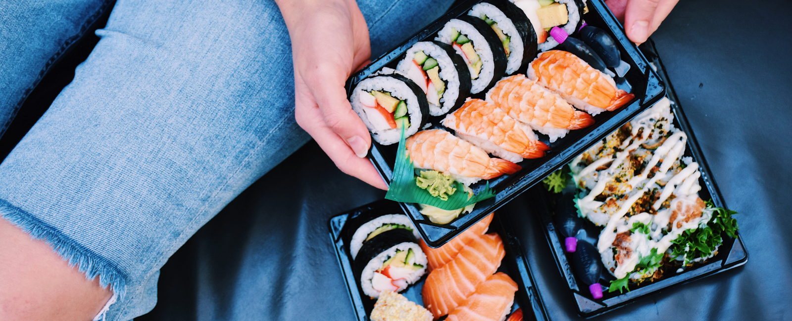 Platter of sushi 